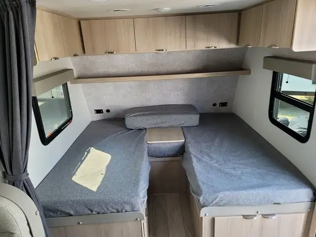 2025 Winnebago Micro Minnie 2108TB in Travel Trailers & Campers in Penticton - Image 7