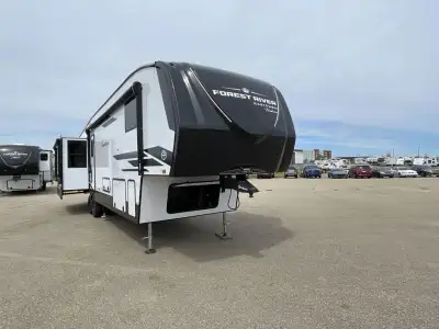 EAST TO WEST Tandara fifth wheel 386MB-OK highlights: Middle Bunkhouse Loft Free-Standing Dinette Ma...