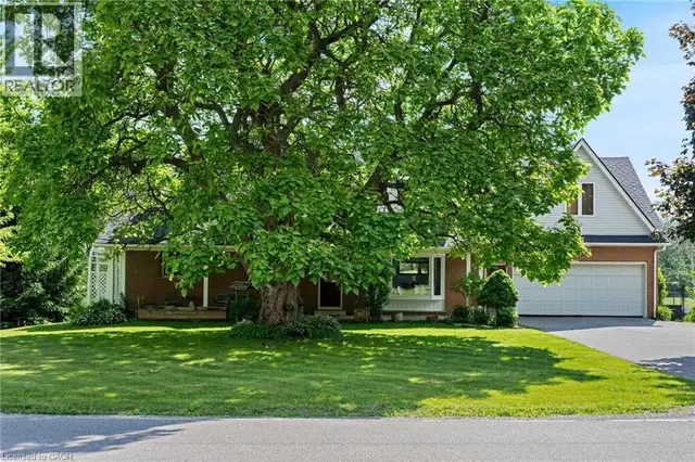 1652 OLD HIGHWAY 24 Waterford, Ontario in Houses for Sale in Norfolk County - Image 5