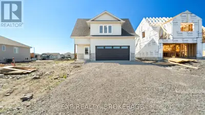 Built by Brauer Homes, this affordable gem is perfectly situated on a quiet crescent, just steps fro...