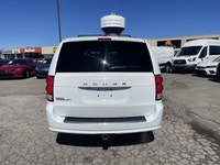 13,470 $ plus HST and licensing plus 599 safety fee ONE OWNER Alloy Wheels 26 Service Records Fronte... (image 4)