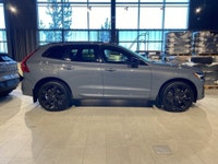 Climate Package [xc60], Advanced Package [S60], Metallic Paint, 21” 5-Double Spoke Black Diamond-cut... (image 5)