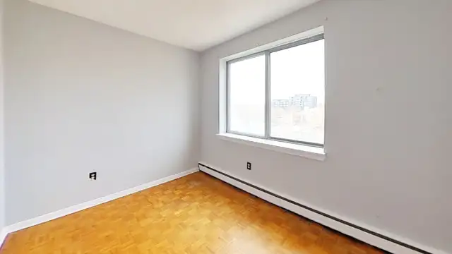 LARGE TWO BEDROOM WITH BALCONY STEPS TO DOWNTOWN, DAL & SMU!!! in Long Term Rentals in City of Halifax - Image 8