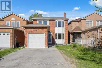 Perfect for first-time buyers or investors! Well-maintained all-brick 3-bedroom, 3-bathroom home in...