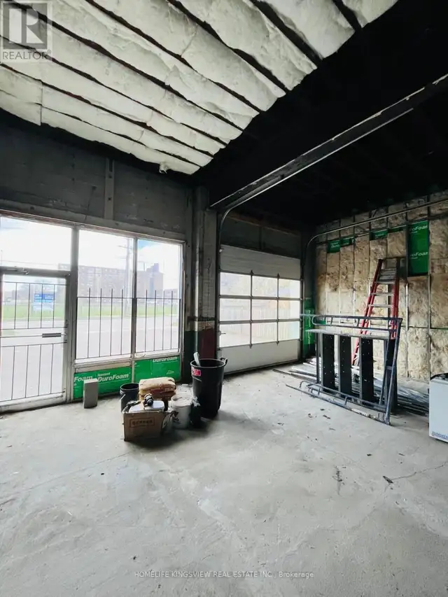495 OTTAWA STREET Hamilton (Crown Point), Ontario in Commercial & Office Space for Rent in Oakville / Halton Region - Image 16