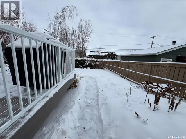 604 5th AVENUE W Assiniboia, Saskatchewan in Houses for Sale in Moose Jaw - Image 39