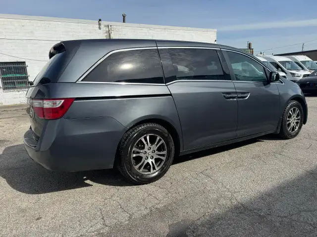 2013 Honda Odyssey EX in Cars & Trucks in City of Toronto - Image 7