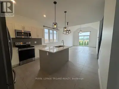 70 COMPASS TRAIL Central Elgin (Port Stanley), Ontario