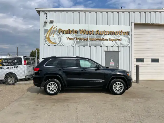 2018 Jeep Grand Cherokee Laredo AWD | Command Start | Reverse Ca548407680508241923