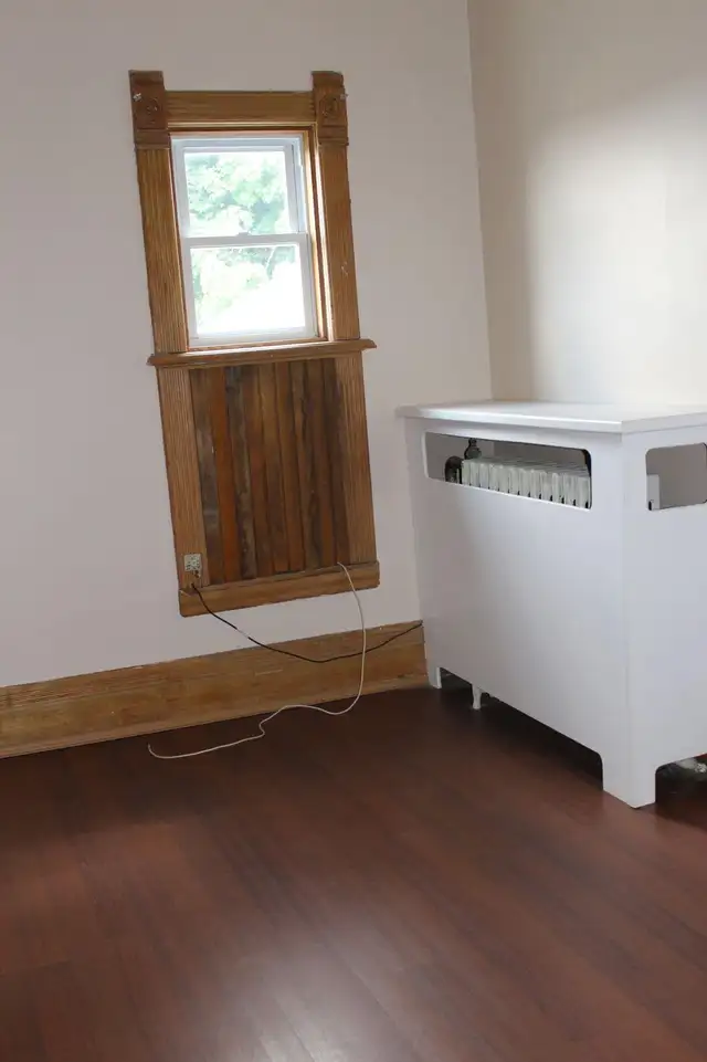 62 DORSET ST - STUDENT RENTALS AVAILABLE in Room Rentals & Roommates in Kitchener / Waterloo - Image 9