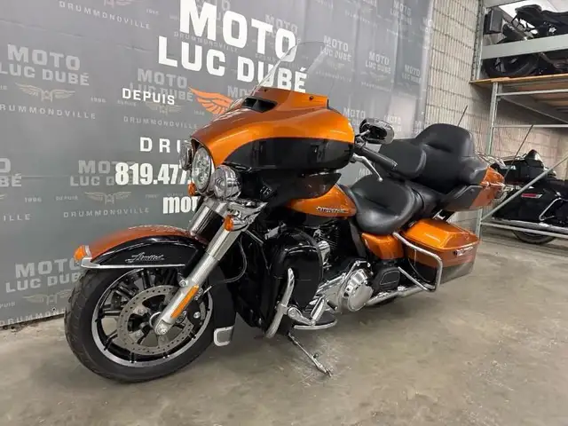 2014 Harley-Davidson FLHTK Electra Glide Ultra Limited in Street, Cruisers & Choppers in Drummondville - Image 8
