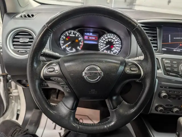 2017 Nissan Pathfinder 4WD 4dr SL for sale in Cars & Trucks in Cambridge - Image 24