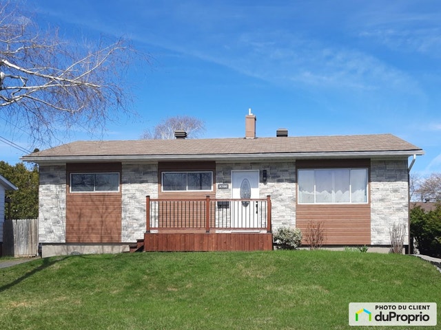 $649,900 - Bungalow for sale in Longueuil (St-Hubert) — photo 1