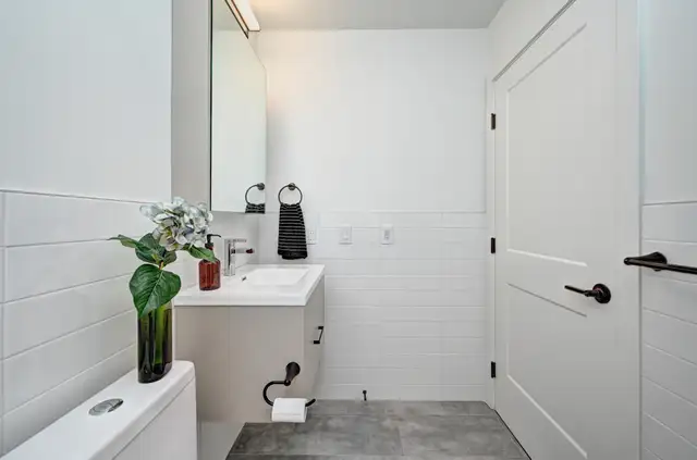 Contemporary urban living at The Shanley in Long Term Rentals in Kitchener / Waterloo - Image 31