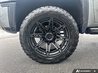 4WD Crew Cab 159 Denali Ultimate ... Engine: Turbocharged Diesel V8 6.6L/ Other Equipment 3 YEARS SI... (image 8)