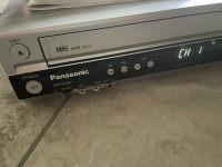 Panasonic DMR-ES35VS DVD Recorder/VCR Combo with DV Input