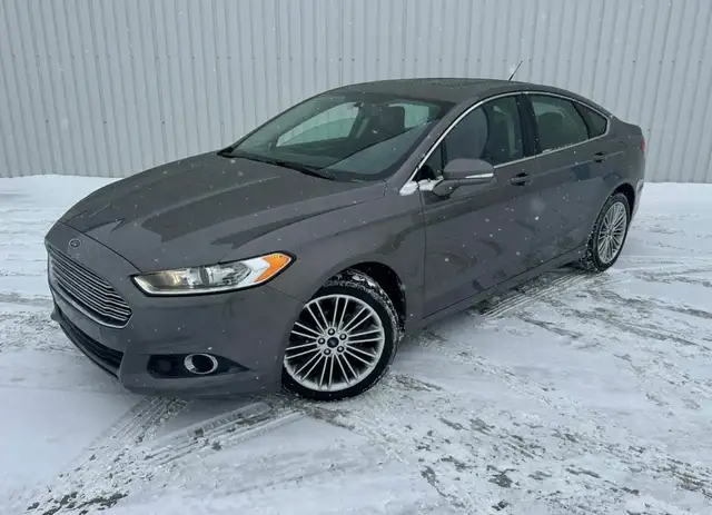 2013 Ford Fusion AWD / CUIR / TOIT OUVRANT / BANC CHAUFFANT / FI in Cars & Trucks in Longueuil / South Shore - Image 3