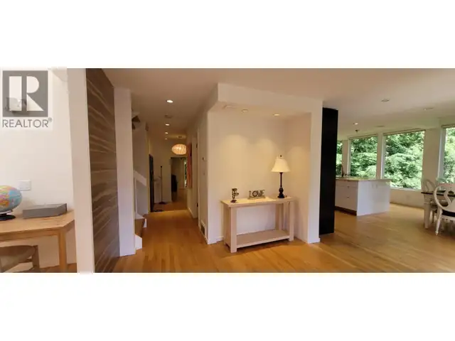5344 CLIFFRIDGE AVENUE North Vancouver, British Columbia in Houses for Sale in North Shore - Image 11