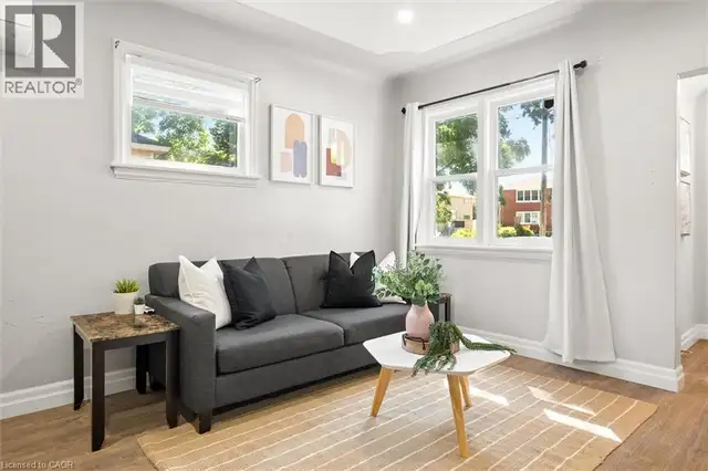 714 FREDERICK Street Kitchener, Ontario in Houses for Sale in Kitchener / Waterloo - Image 9