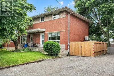 502 UPPER KENILWORTH Avenue Hamilton, Ontario