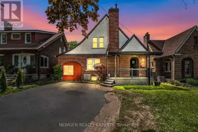 This beautifully renovated 3+1 bedroom, 3 full bathroom detached home is perfectly located just 7 mi...