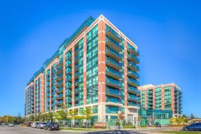 Welcome To Gramercy Park In The Heart Of Wilson Village! This functional and spacious 1 bedroom layo...