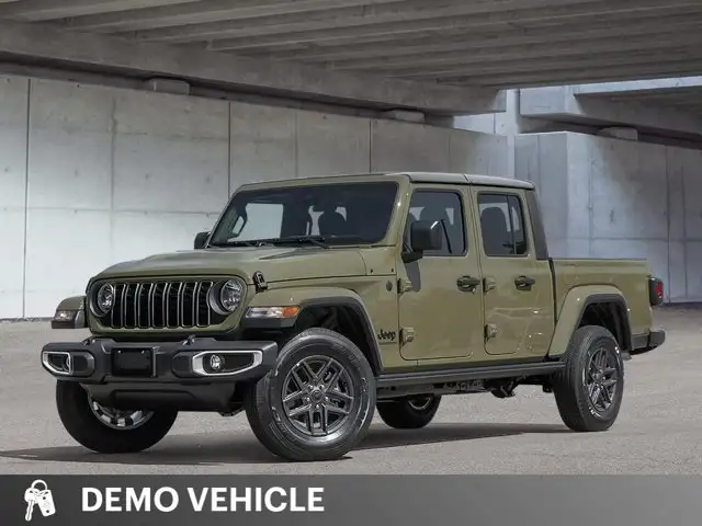 2026 Jeep Gladiator Sport S - $3,917 IN DEMO SAVINGS!!
