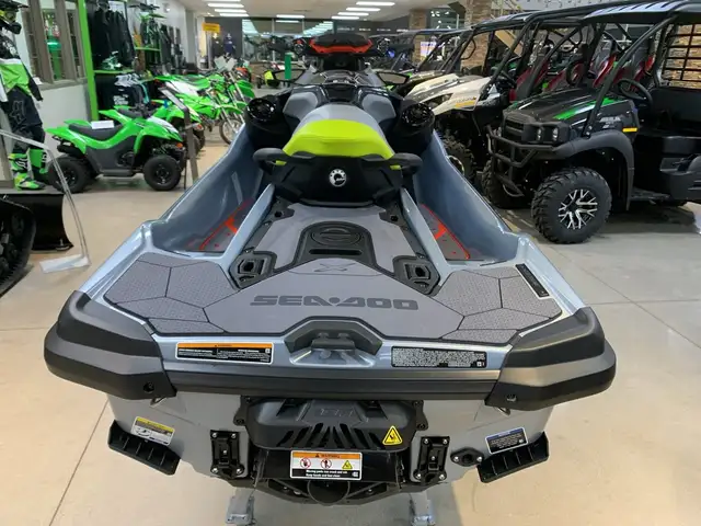 2026 Sea-Doo RXT-X 325 NEW 10.25" COLOUR TOUCHSCREEN in Personal Watercraft in Guelph - Image 8
