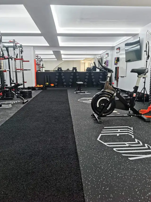 Studio Gym Privé MTL Louer in Exercise Equipment in City of Montréal - Image 8