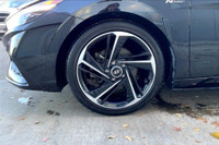 3.6 L 6 Cyl Engine Vehicle Options: Leather Interior, Blind Spot Monitoring, Lane Control, Apple Or... (image 8)