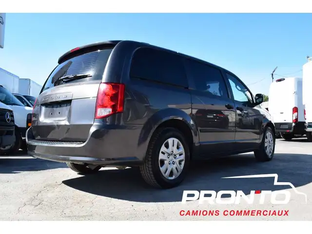 2017 Dodge Grand Caravan 4dr Wgn Canada Value Package ** AC ** in Cars & Trucks in Laval / North Shore - Image 6