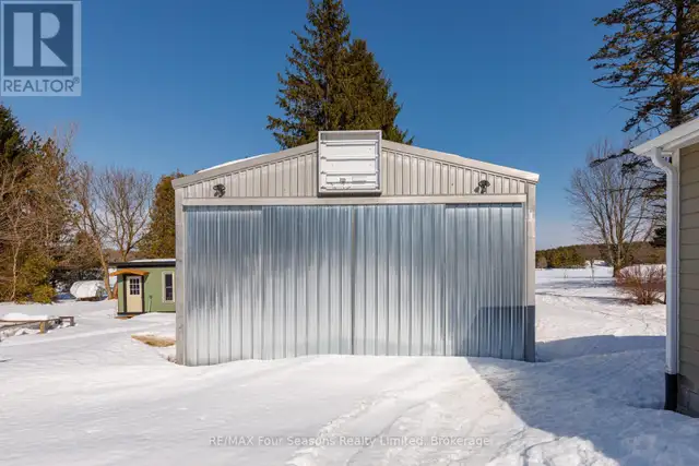 1046 COUNTY 124 ROAD N Clearview (Singhampton), Ontario in Houses for Sale in Oakville / Halton Region - Image 7