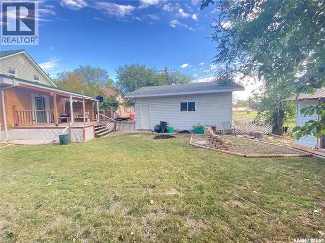 434 2nd STREET Weyburn, Saskatchewan in Houses for Sale in Regina - Image 6