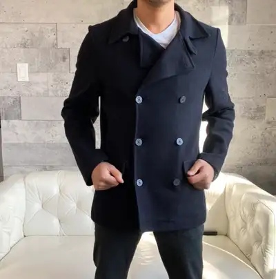 Manteau Zara style veste large 40 Peu utilise Non négociable Valeur 230$ Rudsac Mackage Moose knuckl...