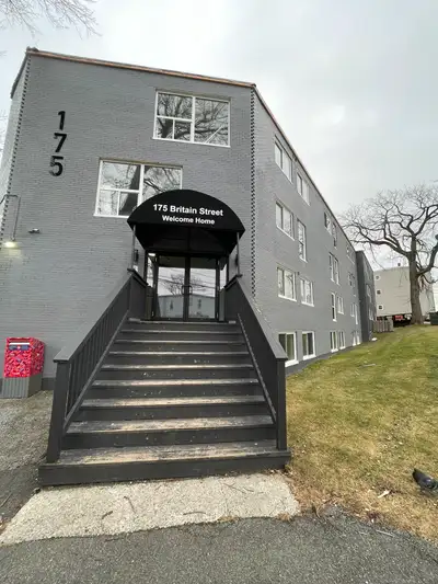 NEWLY RENOVATED - BACHELOR UNITS NEWLY RENOVATED - BACHELOR UNITS $999/month including all utilities...