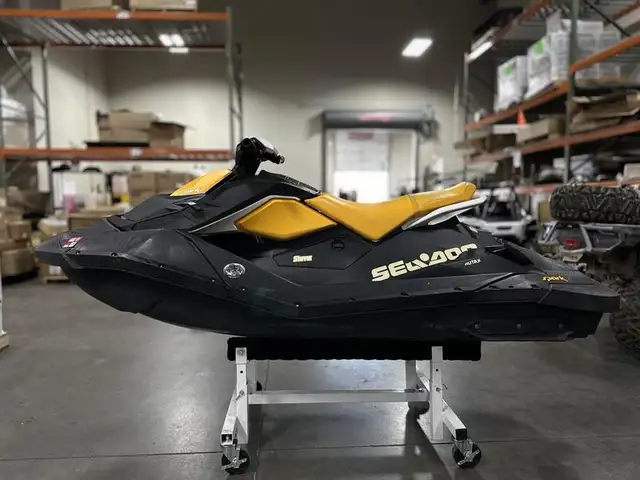 2019 SEADOO SPARK 2UP ROTAX ACE 900 (FINANCING AVAILABLE) in Personal Watercraft in Strathcona County - Image 5
