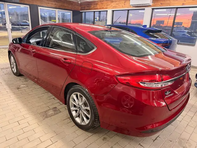 2017 Ford Fusion 4dr Sdn SE FWD in Cars & Trucks in Longueuil / South Shore - Image 4