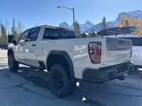 AMVIC Licensed Dealer Stock#:T4126119 AMVIC LICENSED DEALER The 2026 GMC Sierra 2500 HD AT4X Crew Ca... (image 5)