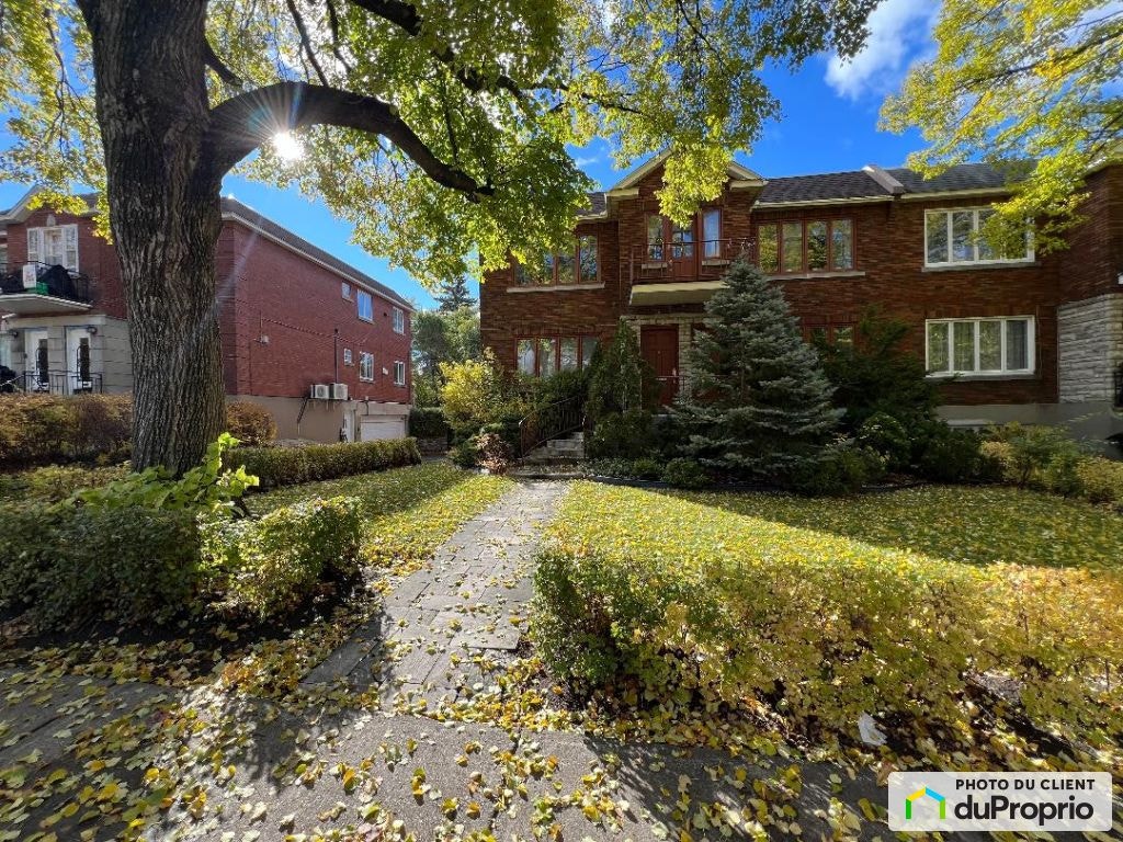 $1,875,000 - Triplex in Côte-des-Neiges / Notre-Dame-de-Grâce — photo 2