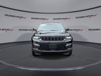 // ACCIDENT FREE!! // This used 2022 Jeep Grand Cherokee Limited 4x4 | Ventilated Front Seats is a r... (image 2)