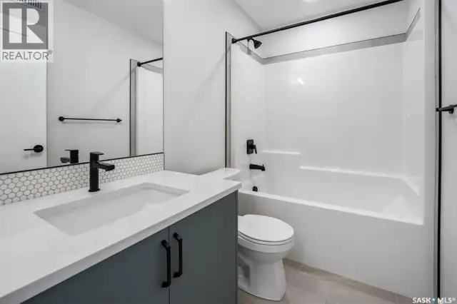 3000 Dumont WAY Regina, Saskatchewan in Houses for Sale in Regina - Image 22