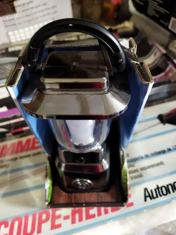 GREAT GIFT IDEA. Camping lantern. LED. Super bright. in Fishing, Camping & Outdoors in Lloydminster - Image 3