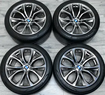Selling a beautiful set of 2018 BMW X5 (F15) & X6 (F16) Style 597 original staggered 20" wheels and...