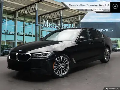 Premium Black Nappa Leather w/ Diamond Contrast Stitching | Apple Carplay & Android Auto | 12.3 Cent...