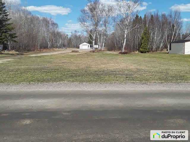 $80,000 - Residential Lot for sale in St-Felicien — photo 1