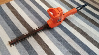 Location de coupe haie / Hedge trimmer rental