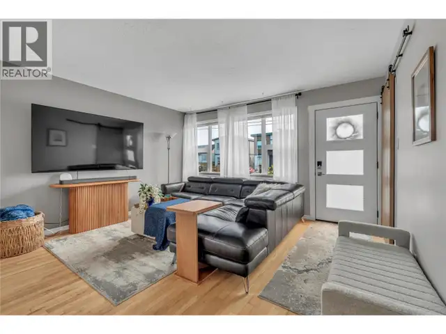 367 DOUGLAS Avenue Penticton, British Columbia in Houses for Sale in Penticton - Image 4
