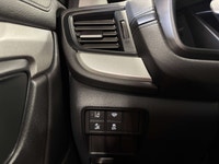 **FALL SPECIAL! **FEATURING : AWD, KEYLESS ENTRY, REMOTE START, HIGHLY EQUIPPED! FINISHED IN BLACK O... (image 9)
