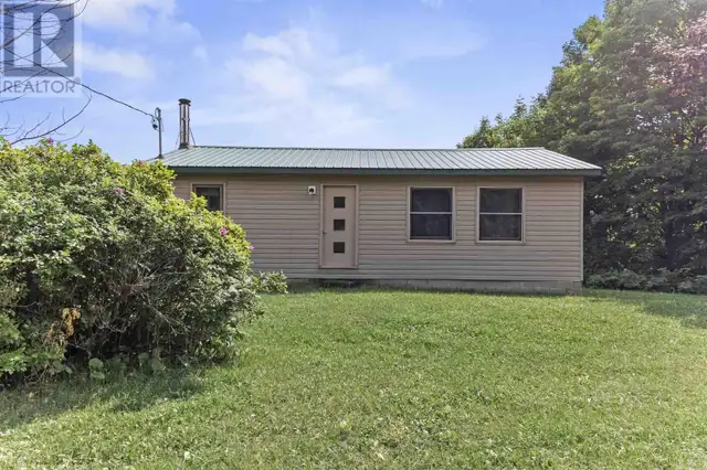 80 Chiblow Lake RD Iron Bridge, Ontario in Houses for Sale in Sault Ste. Marie - Image 3