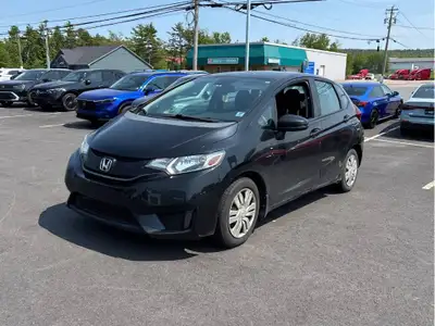 2015 Honda Fit $86/SEMAINE TAXES ET INTERETS INCLUS SANS ACOMPTE SUR 3 ANS LE SPECIALISTE DU CAMION...